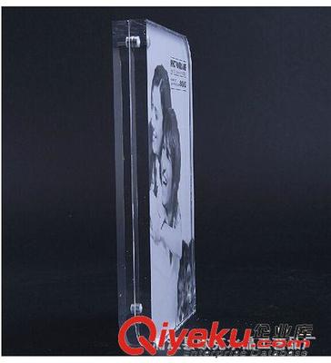 (廠家直銷(xiāo))高檔實(shí)用水晶結(jié)婚相框 節(jié)日結(jié)婚紀(jì)念小禮品-義烏市歐克水晶提供(廠家直銷(xiāo))高檔實(shí)用水晶結(jié)婚相框 節(jié)日結(jié)婚紀(jì)念小禮品的相關(guān)介紹、產(chǎn)品、服務(wù)、圖片、價(jià)格義烏市歐克水晶、水晶燈;水晶配件;水晶禮品;水晶工藝品;水晶文具;水晶動(dòng)物;水晶;水晶擺件;水晶內(nèi)雕;水晶樓模;水晶深雕;水晶掛件;水晶煙缸;水晶香水;水晶辦公文具;水晶燈飾品配件;水晶樂(lè)器;水晶鉆石;水晶模雕;水晶模型